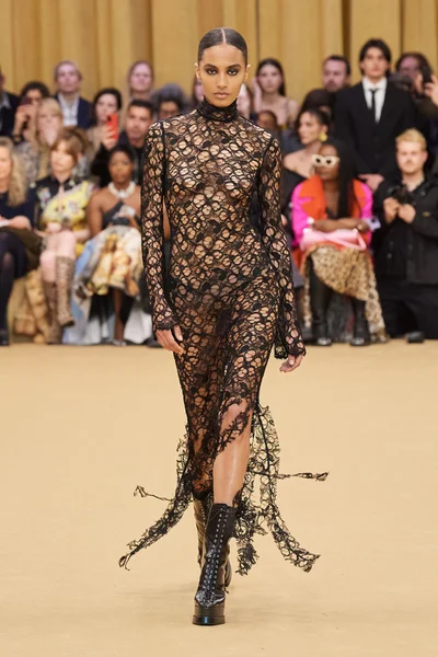 Look 51